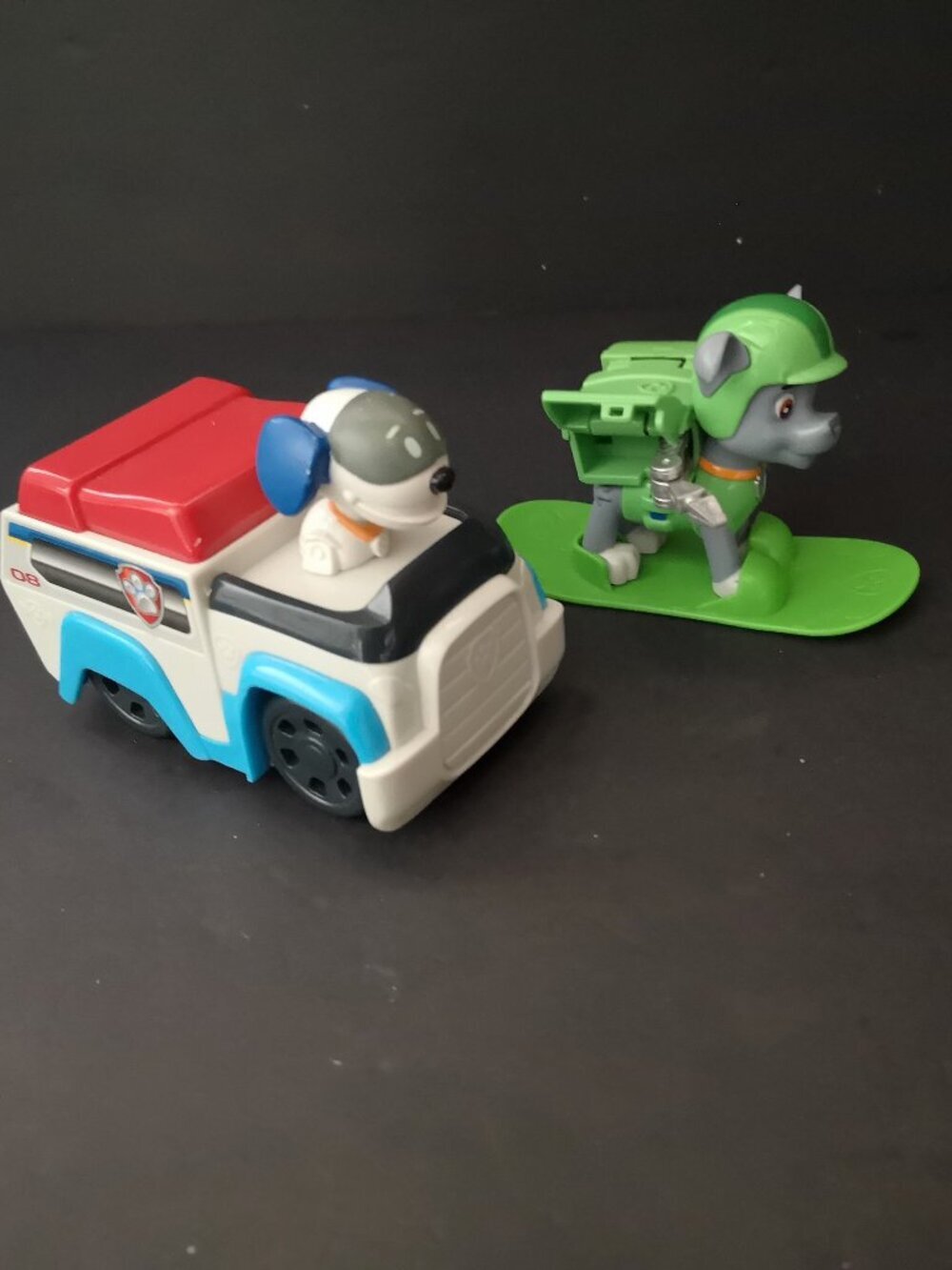 Paw Patrol Small Robodog Racer Car & Rocky Recycling Expert on a Snowboard
